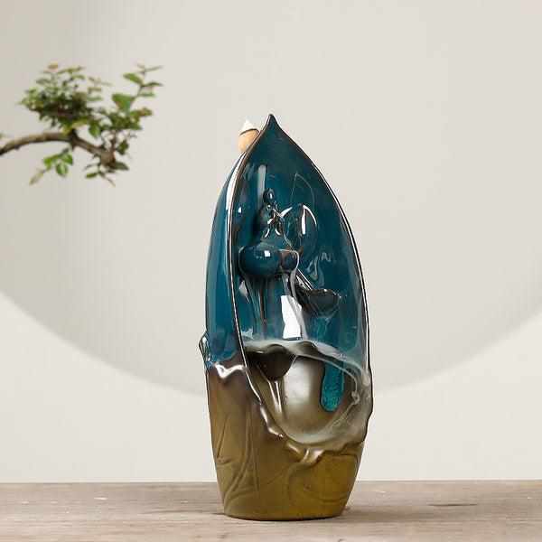 Dehua ceramic backflow incense burner, simple lotus leaf faceless ornamental smoke backflow aromatherapy burner ceramic ornament - Toy Collection